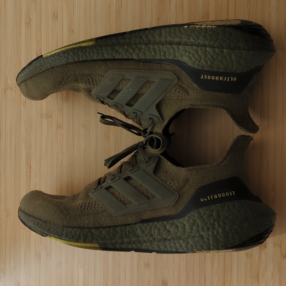 Adidas Ultraboost 21, size US mens 12 - Picture 2 of 6
